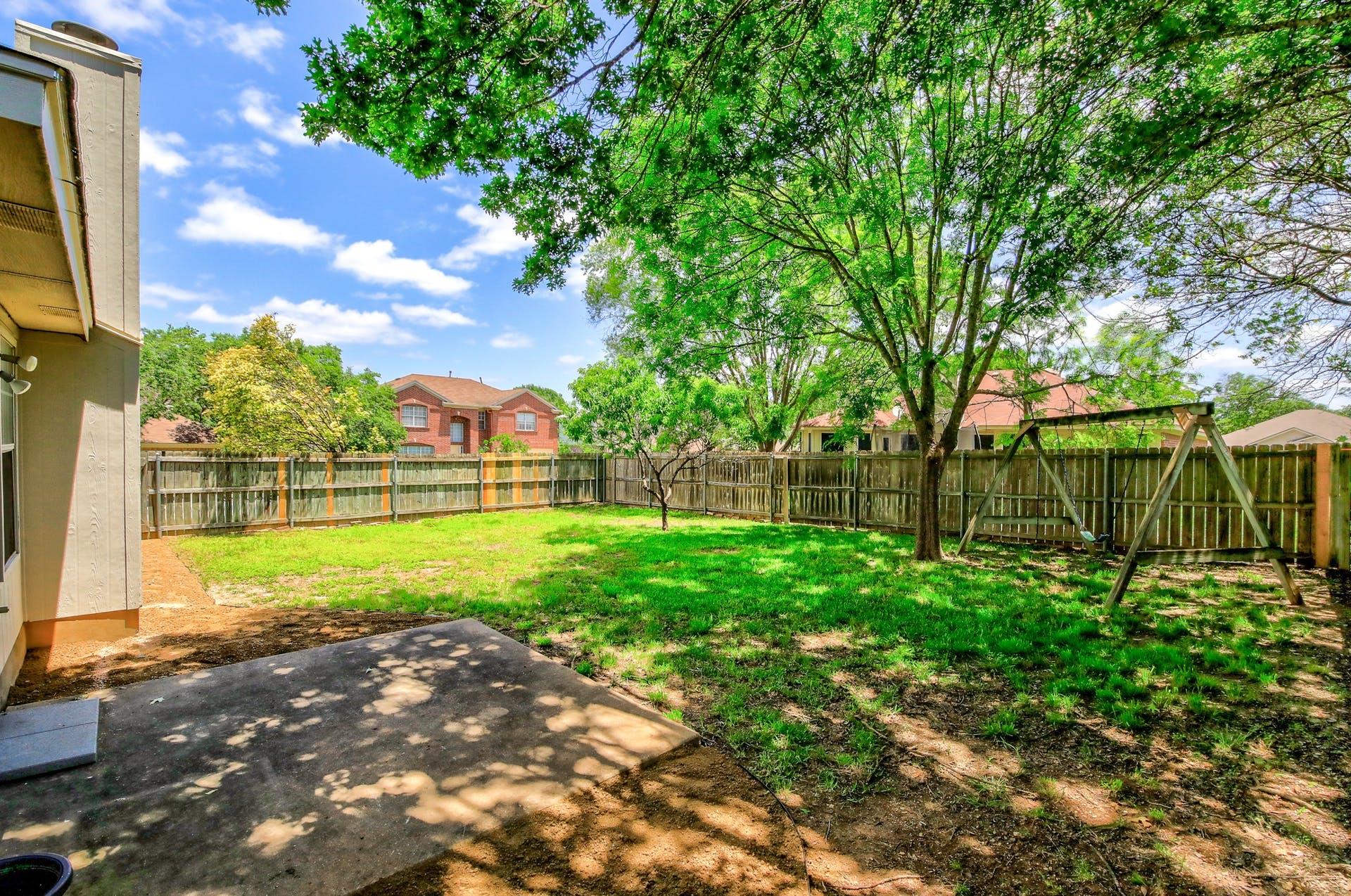 1806 Oakmont Ln Property Photo 24