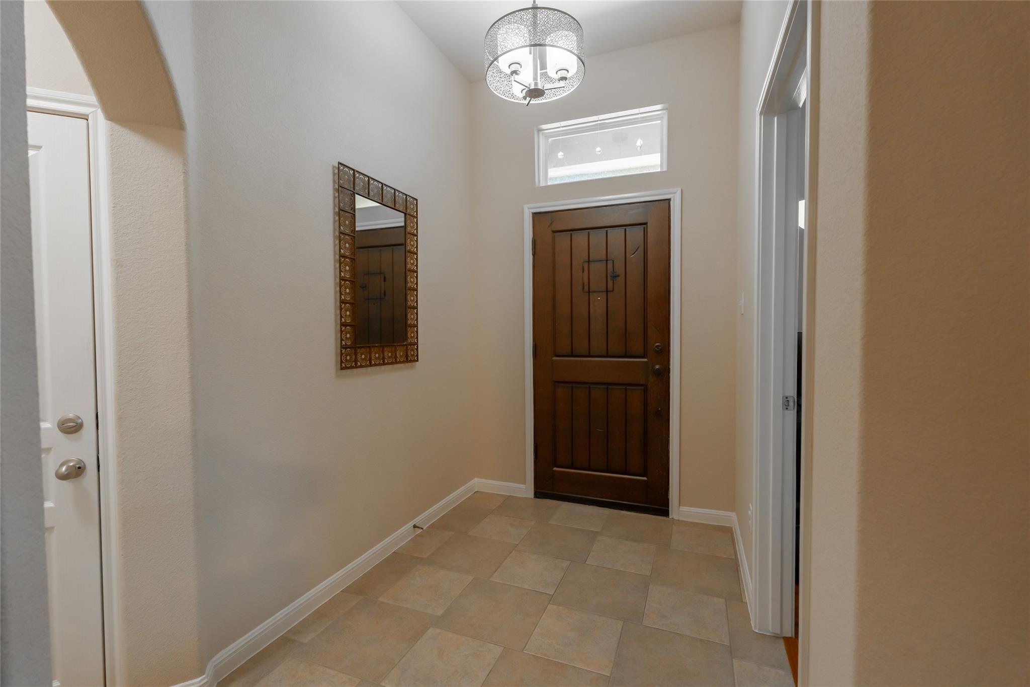 2703 Palomino Dr Property Photo 6