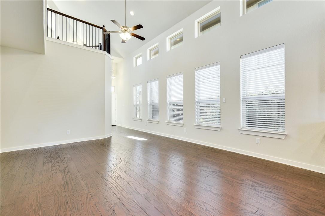 3920 Kenter Xing Property Photo 5