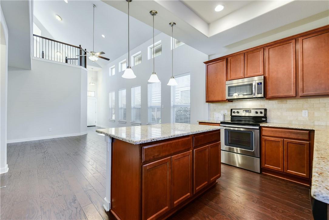 3920 Kenter Xing Property Photo 9