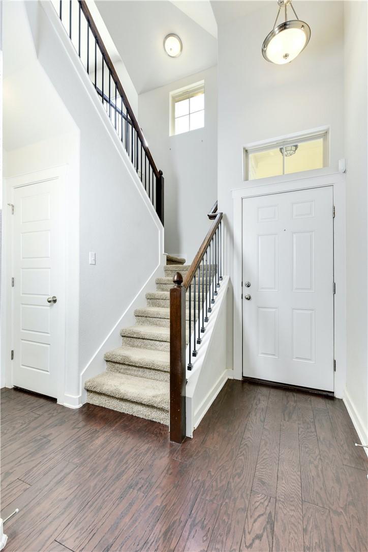 3920 Kenter Xing Property Photo 17