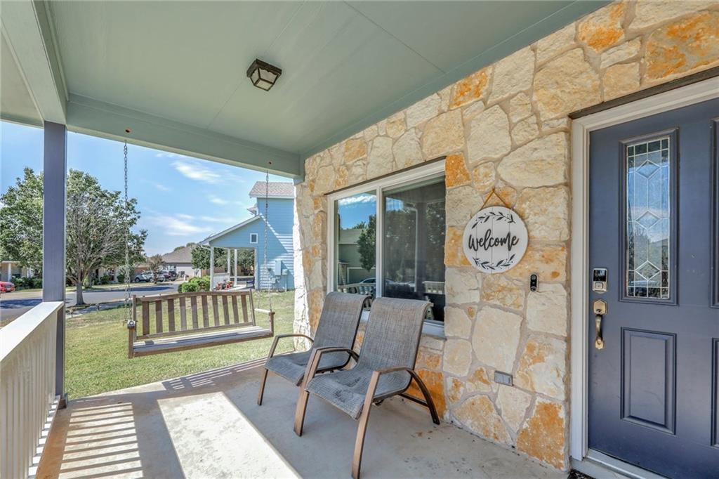 1121 Boxwood Loop Property Photo 7
