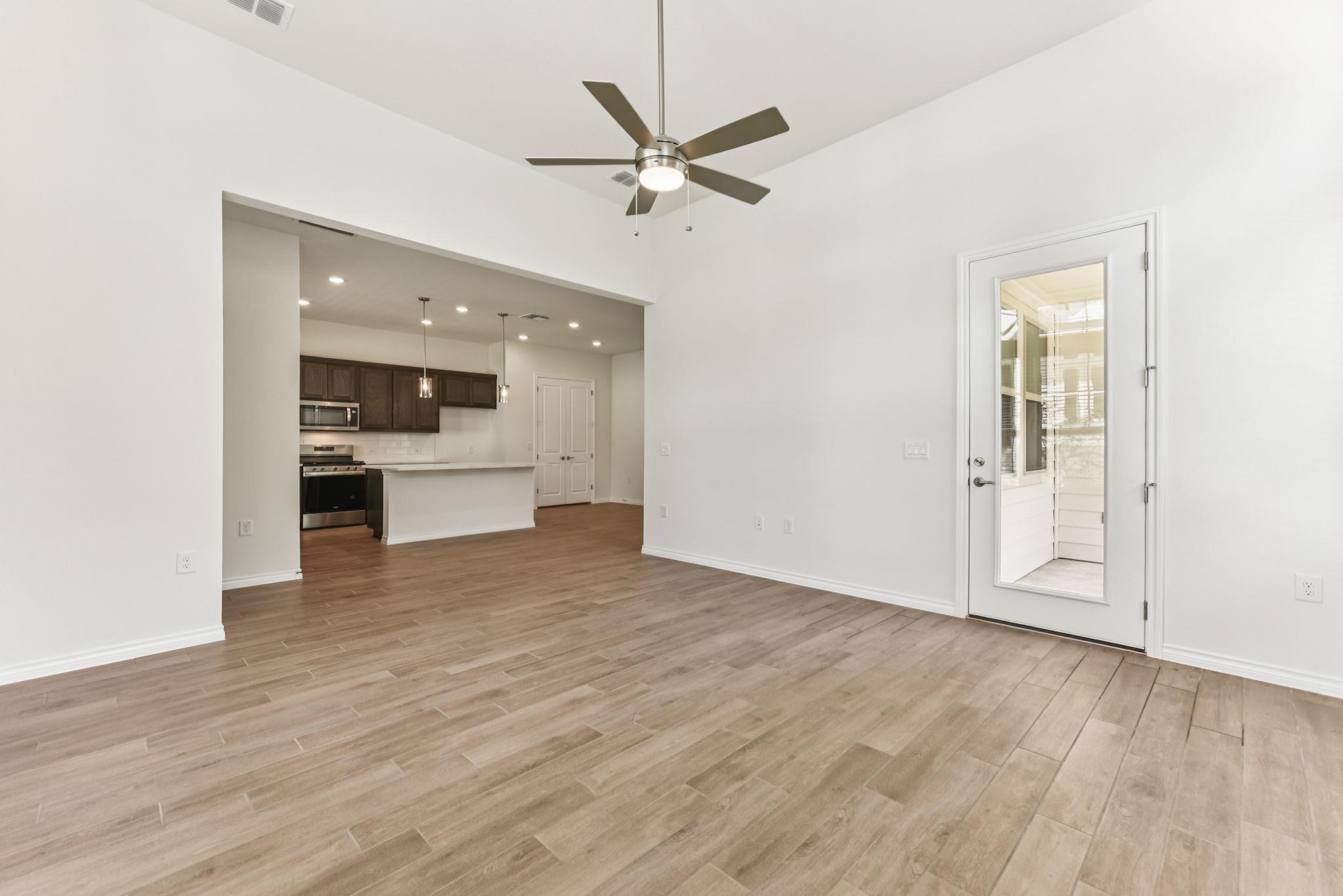 104 Maceo Way #102 Property Photo 5