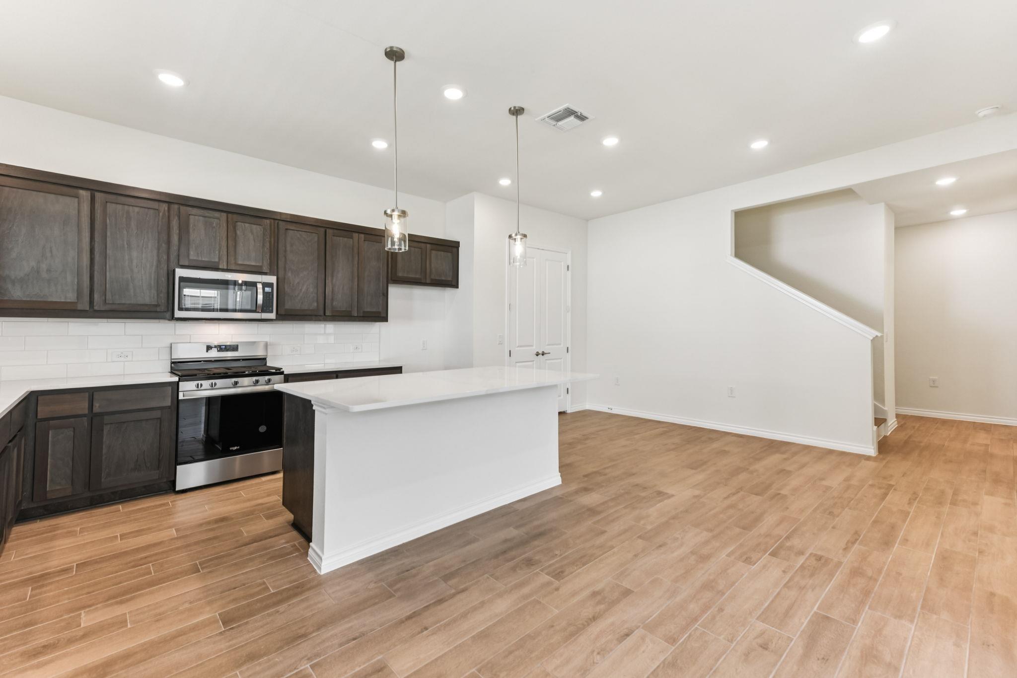 104 Maceo Way #102 Property Photo 8