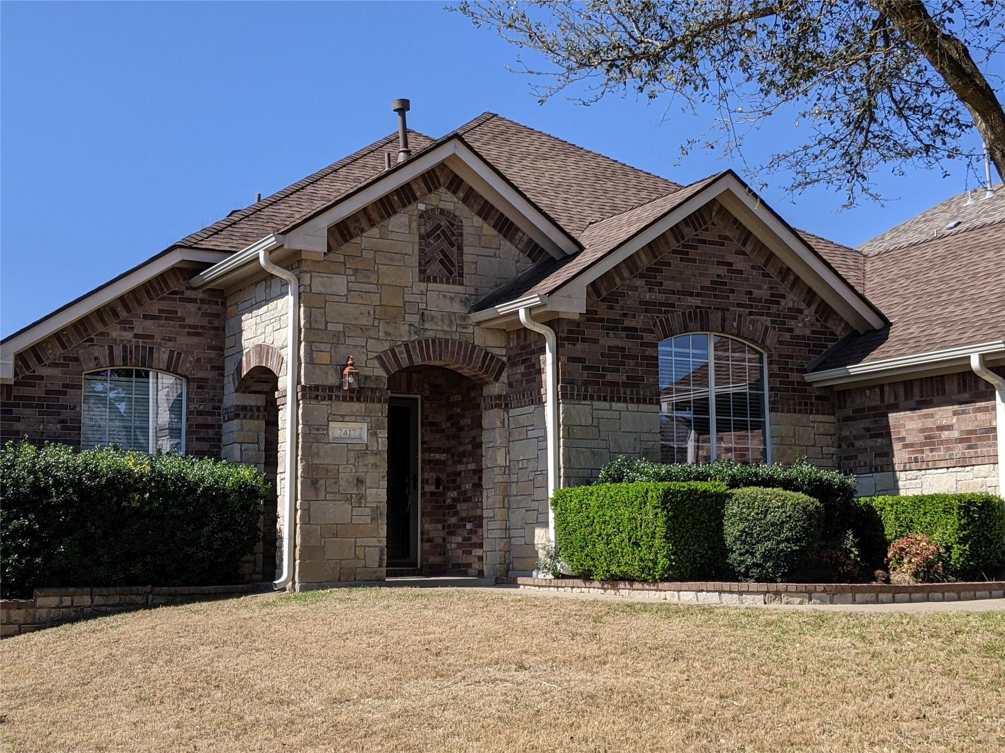 2417 Village View Loop Property Photo