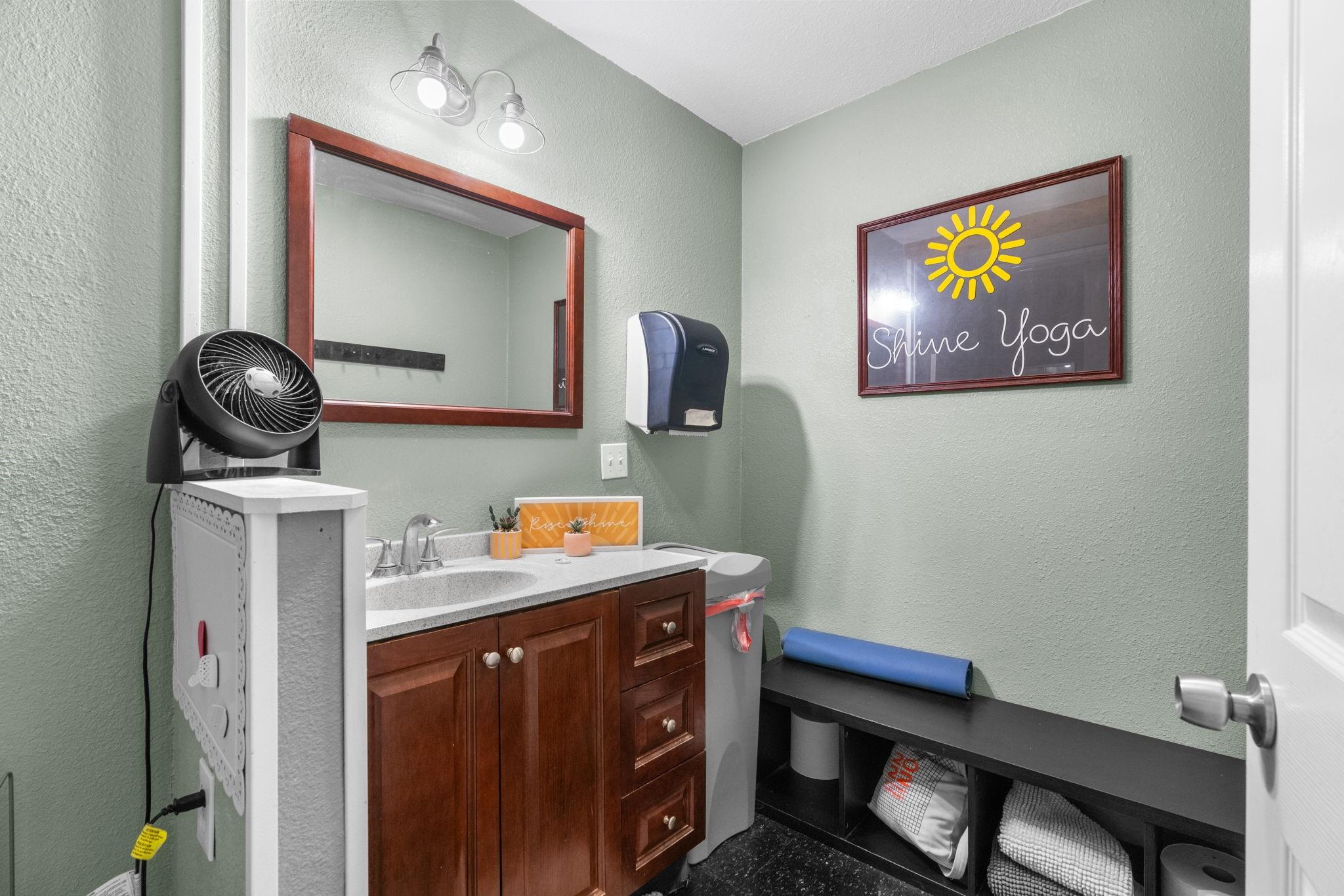 2522 Shell Rd #e Property Photo 11