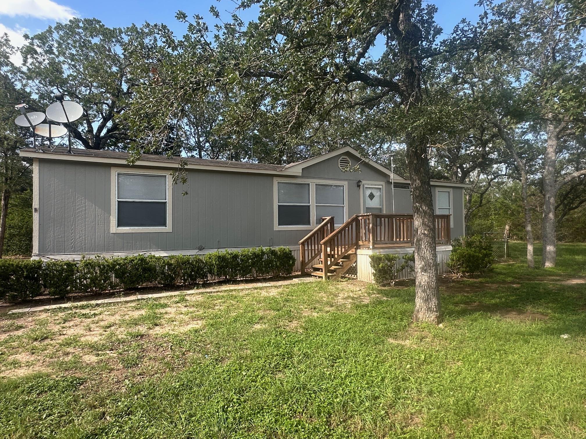 302 Lone Star Rd #c Property Photo 1