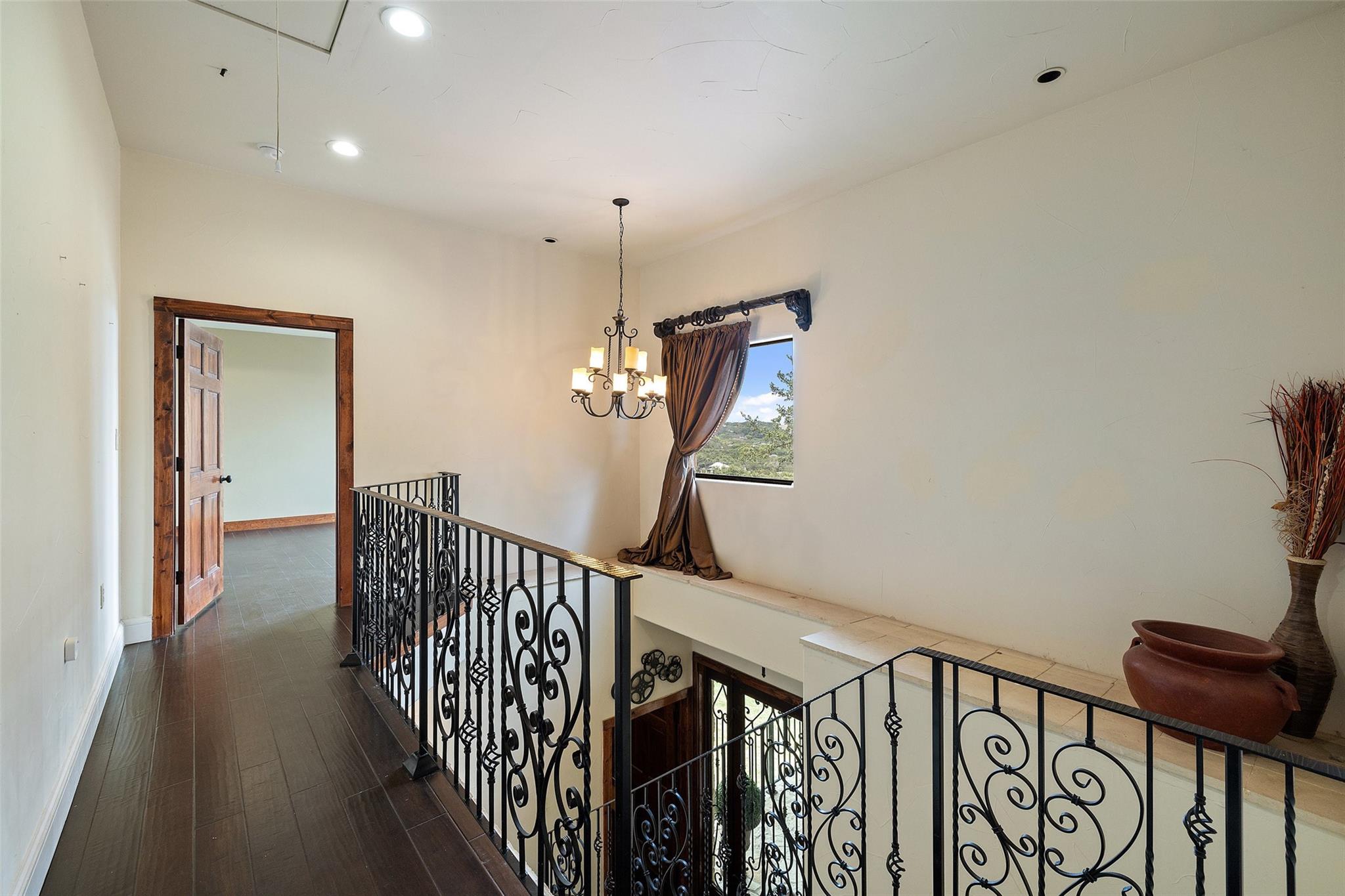 201 Cowal Dr Property Photo 19