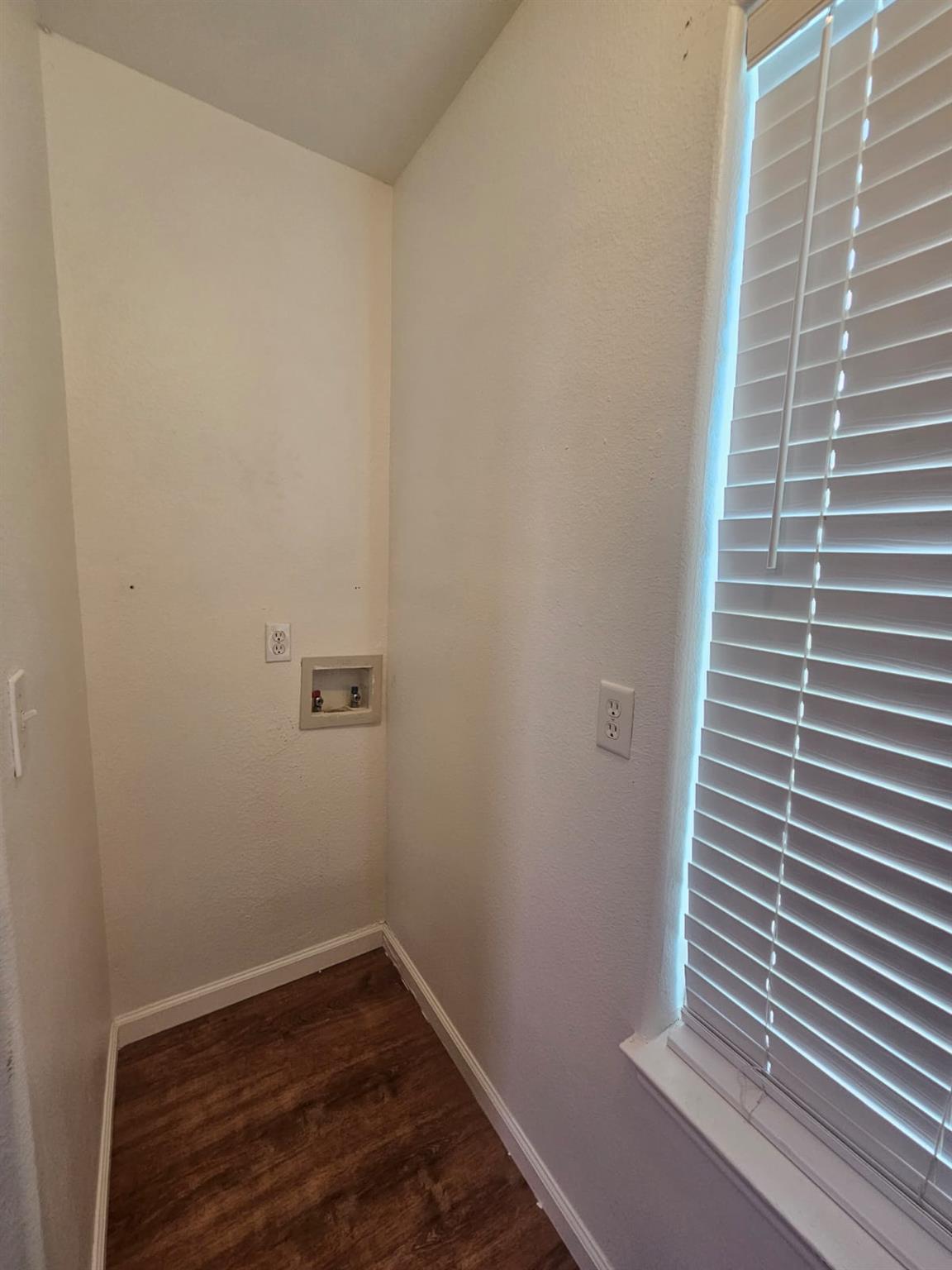 606 Trinity St Property Photo 18