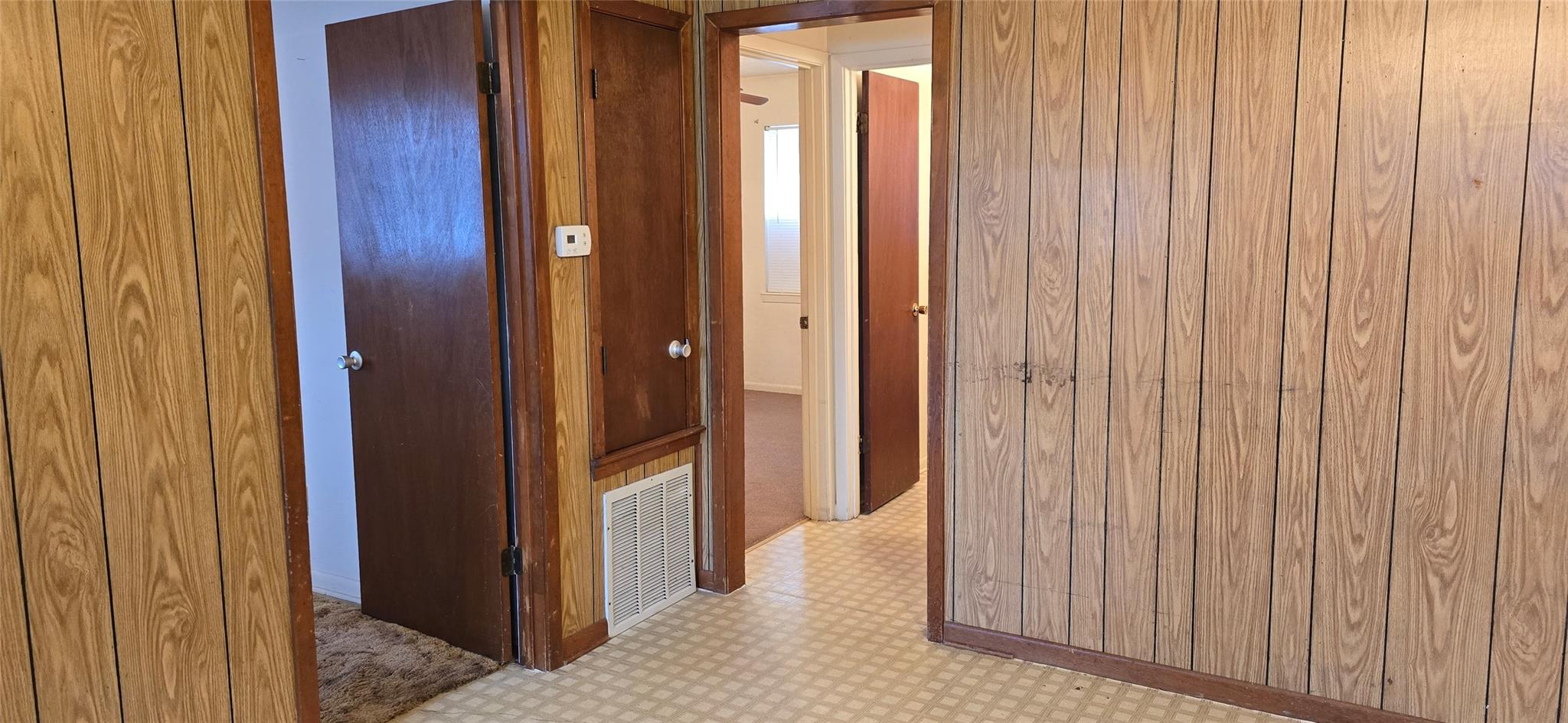 701 Burleson St Property Photo 10