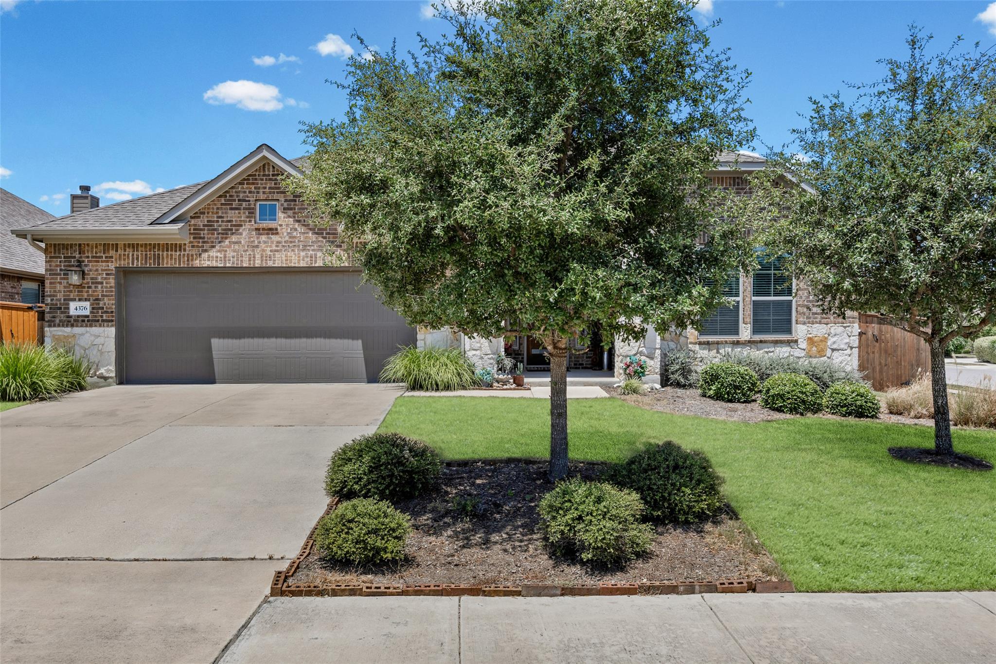 4376 Hannover Way Property Photo