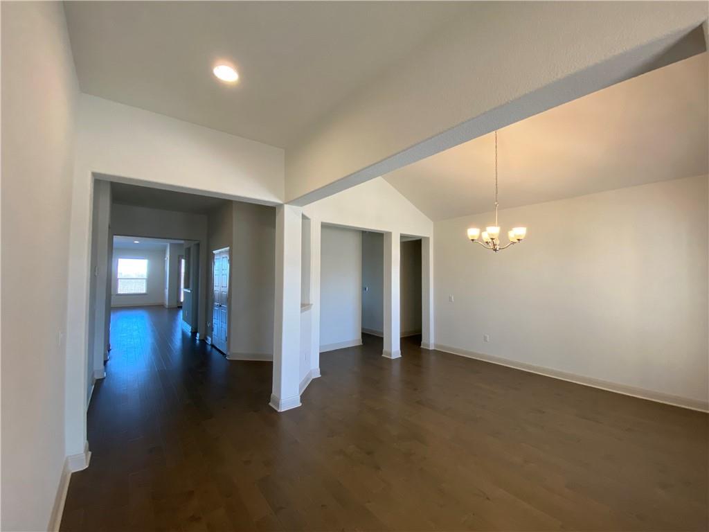 16500 Aventura Ave Property Photo 6