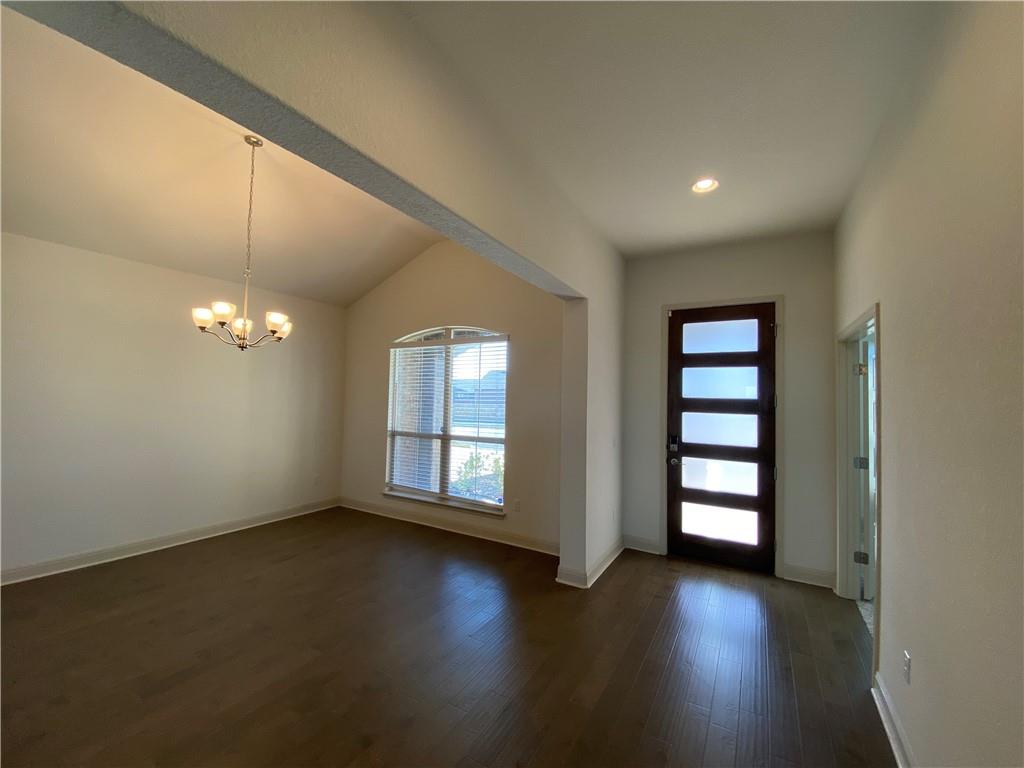16500 Aventura Ave Property Photo 7