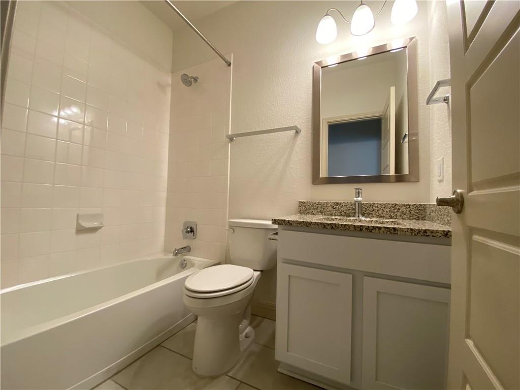 16500 Aventura Ave Property Photo 9
