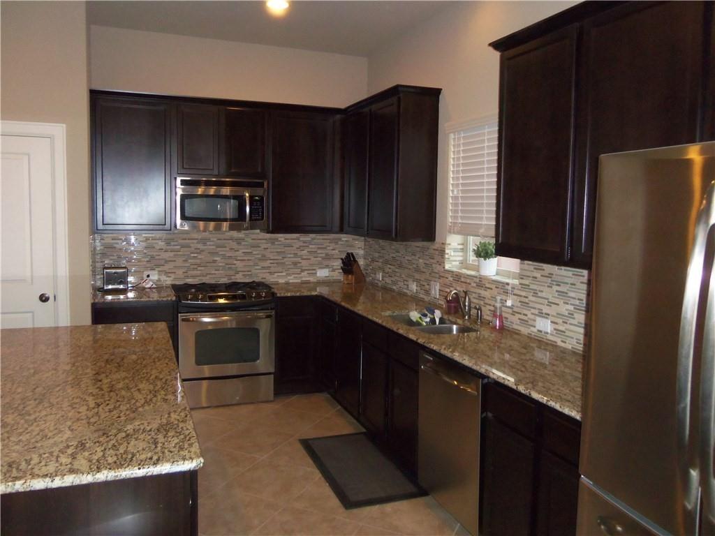 13621 Hymeadow Cir Property Photo 6
