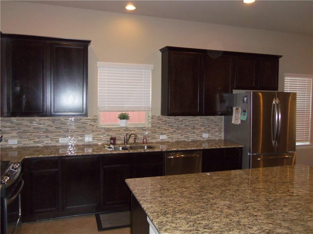 13621 Hymeadow Cir Property Photo 7