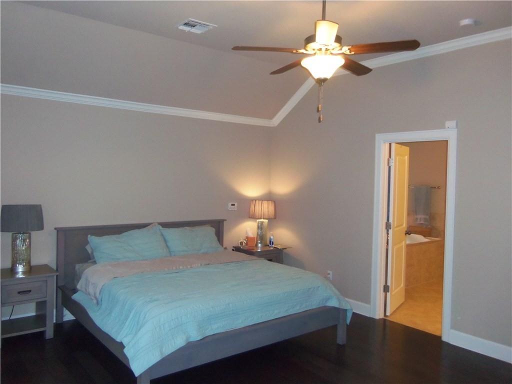 13621 Hymeadow Cir Property Photo 8