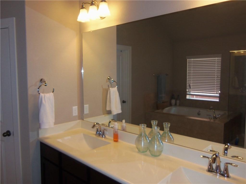 13621 Hymeadow Cir Property Photo 10