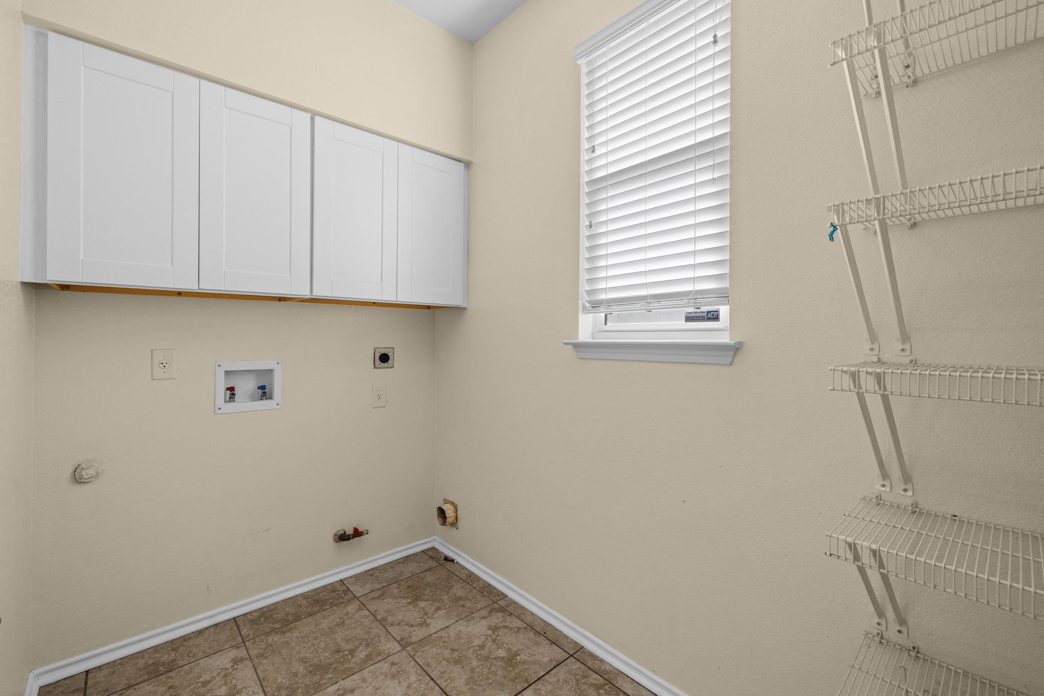 1142 Stone Forest Trl Property Photo 25