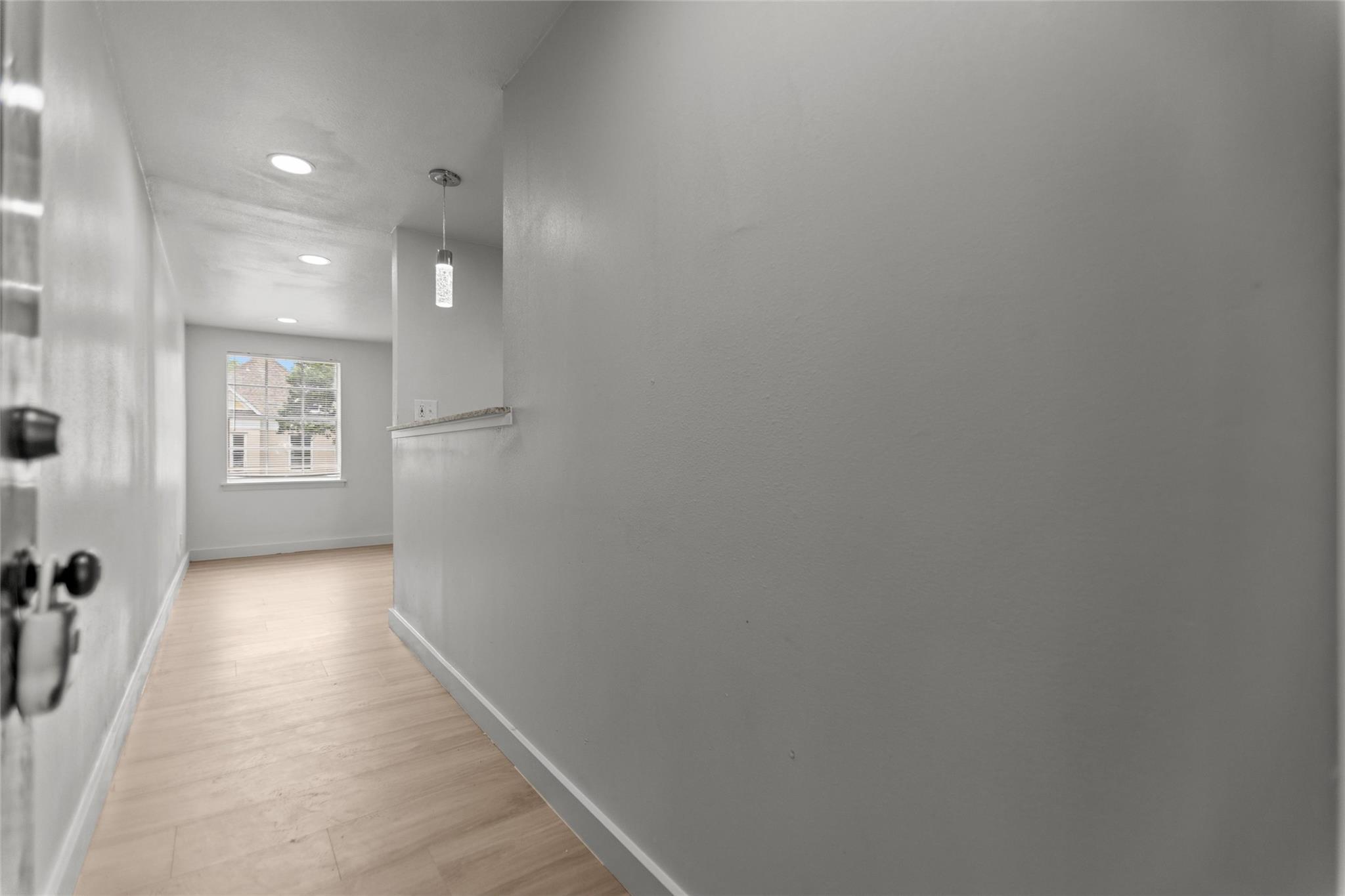 515 W Houston St #515 Property Photo 2