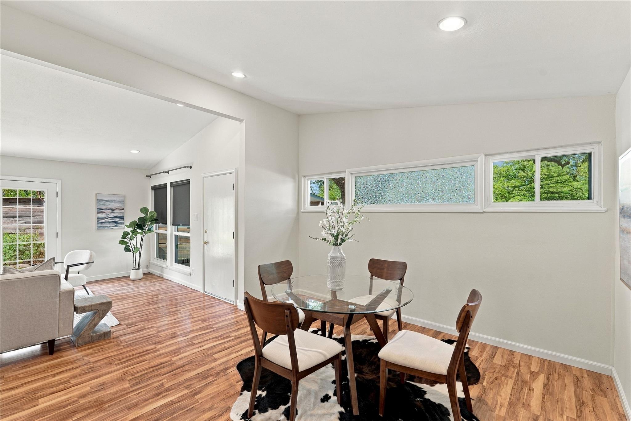 2107 Benwick Cir Property Photo 14