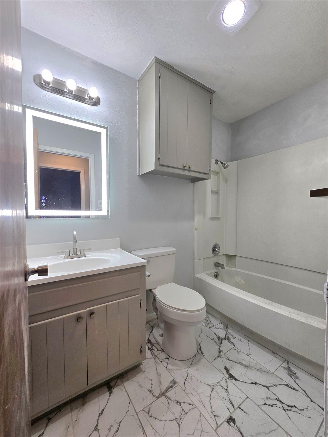 1417 Hyridge Cir Property Photo 17