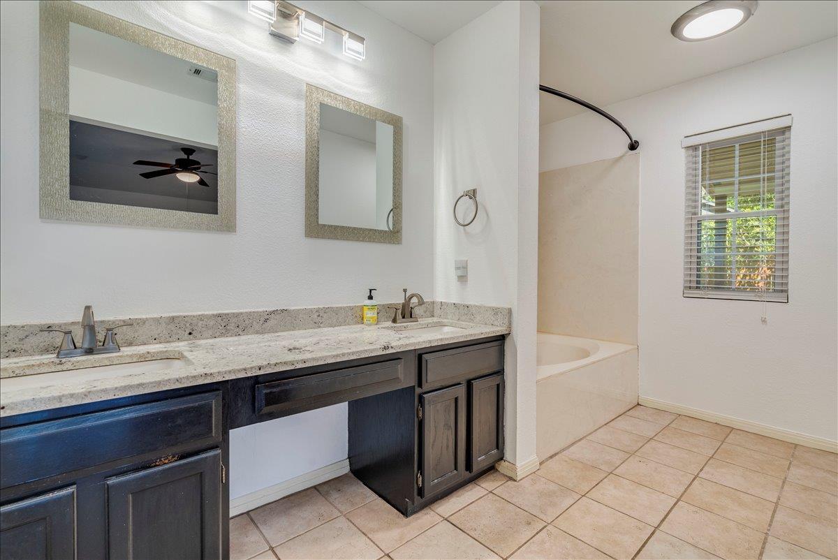 3111 Festus Dr Property Photo 12