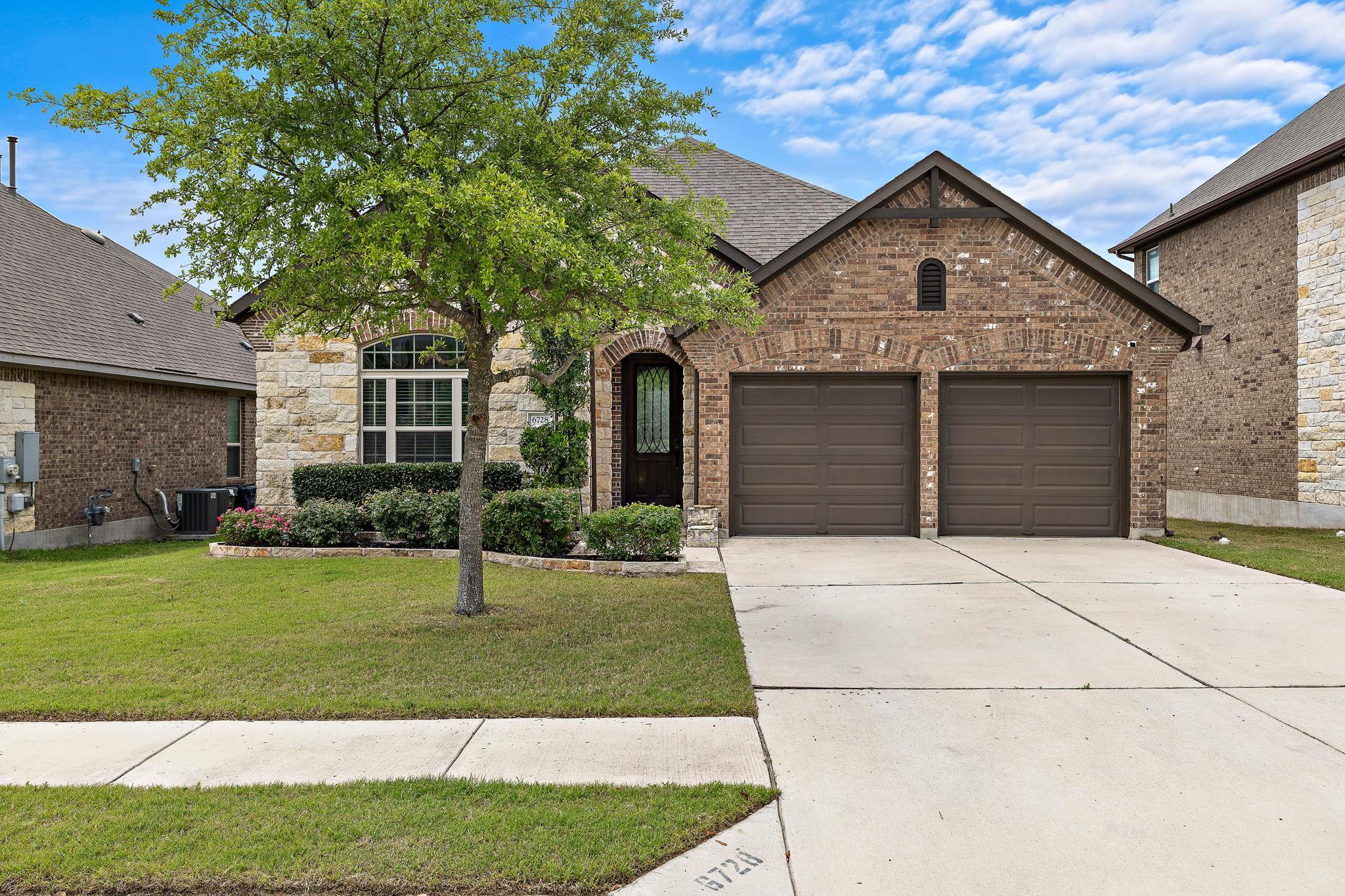6728 Brindisi Pl Property Photo 1