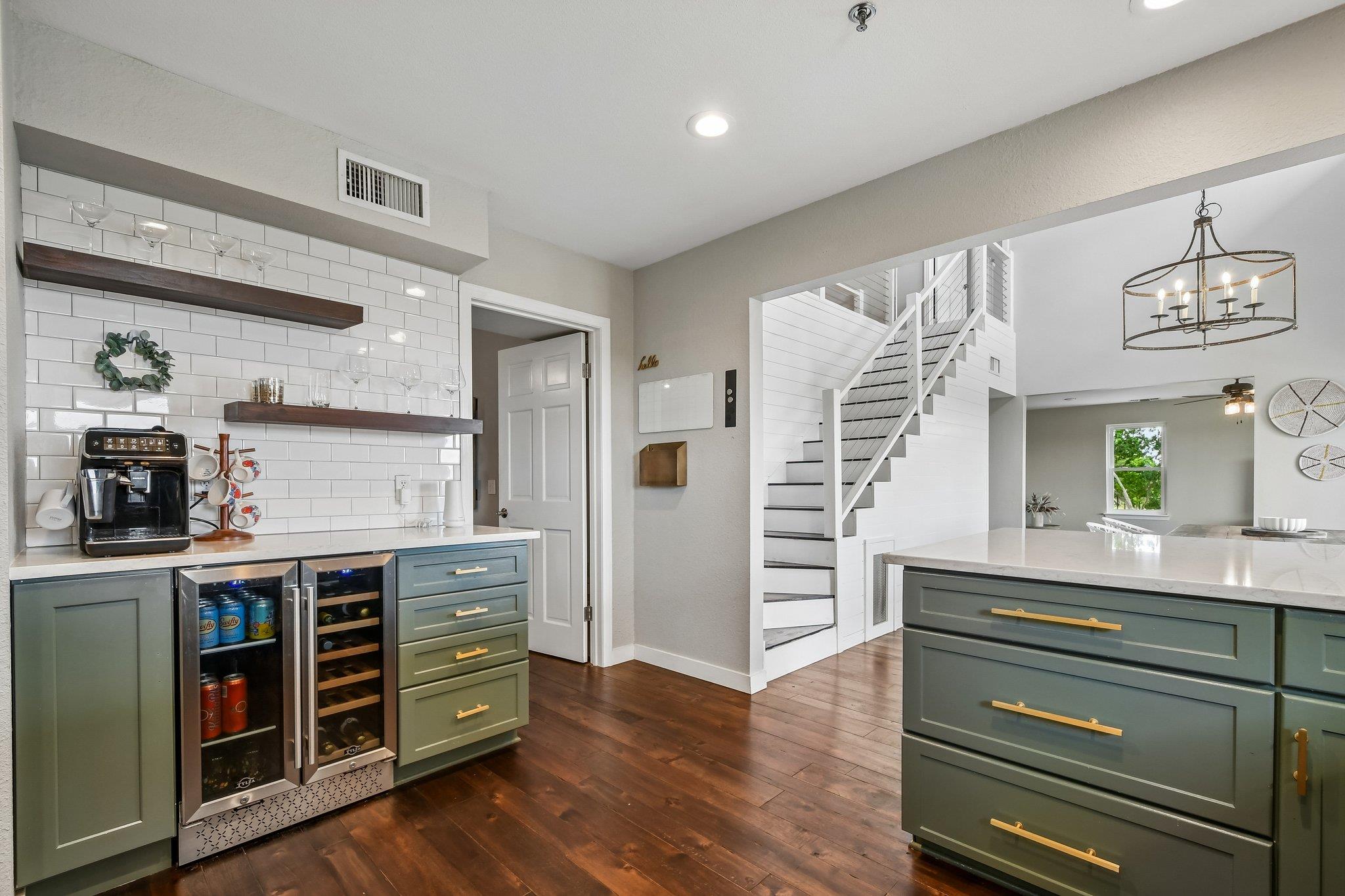 7105 Mountain Trail None Property Photo 11