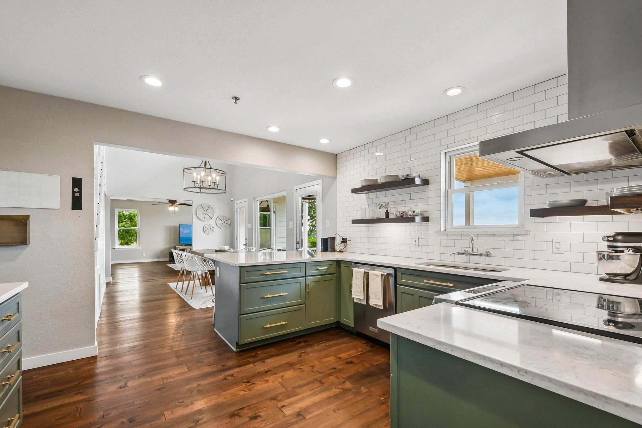 7105 Mountain Trail None Property Photo 12