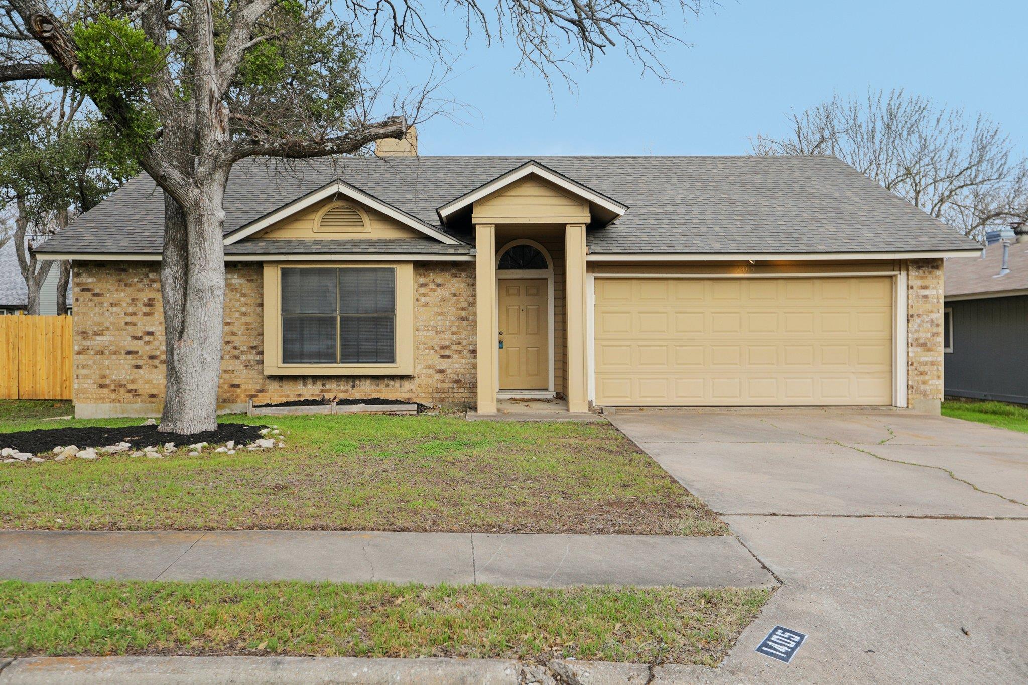 1405 Butternut Pl Property Photo