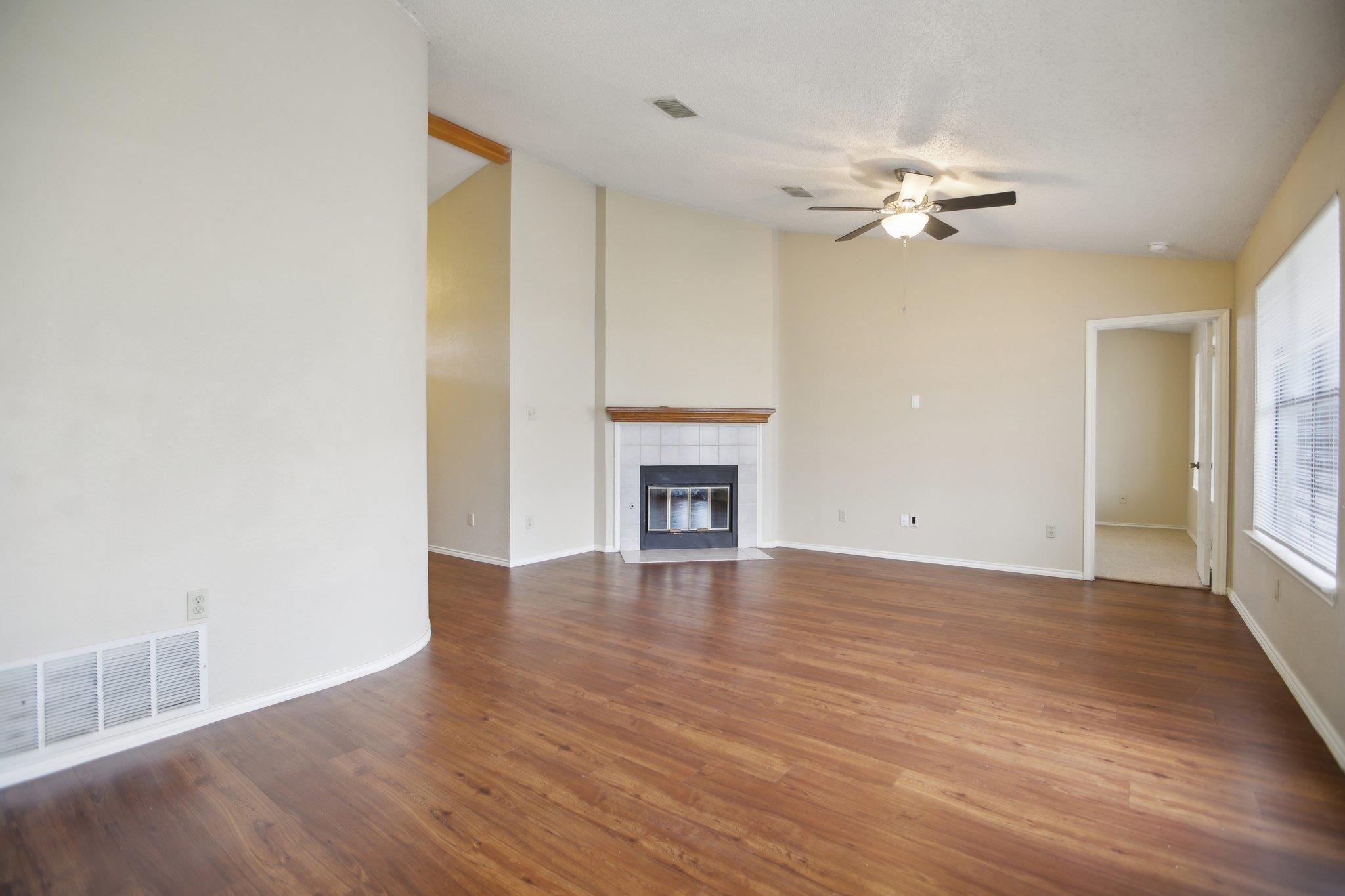 1405 Butternut Pl Property Photo 5