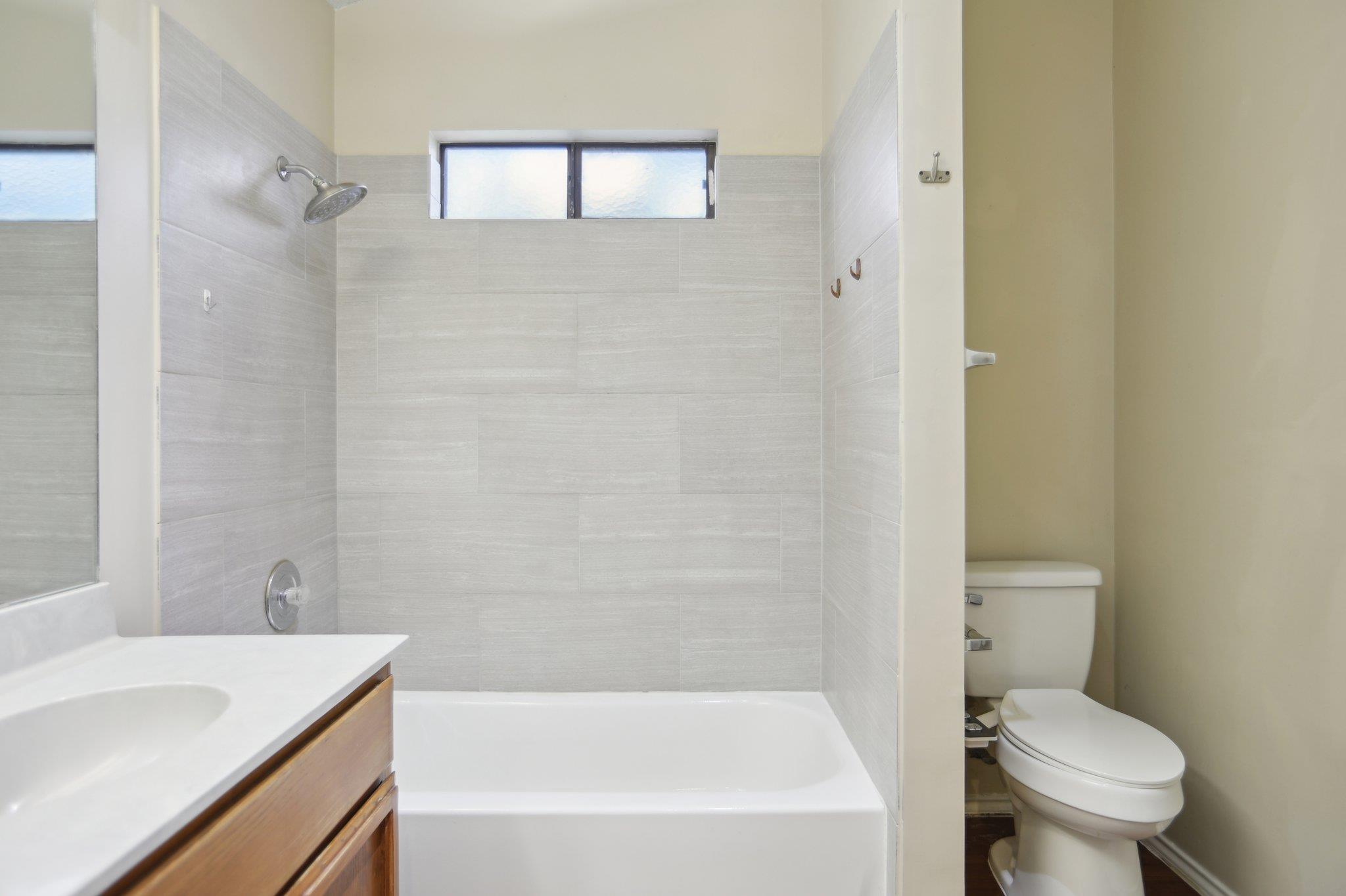 1405 Butternut Pl Property Photo 11