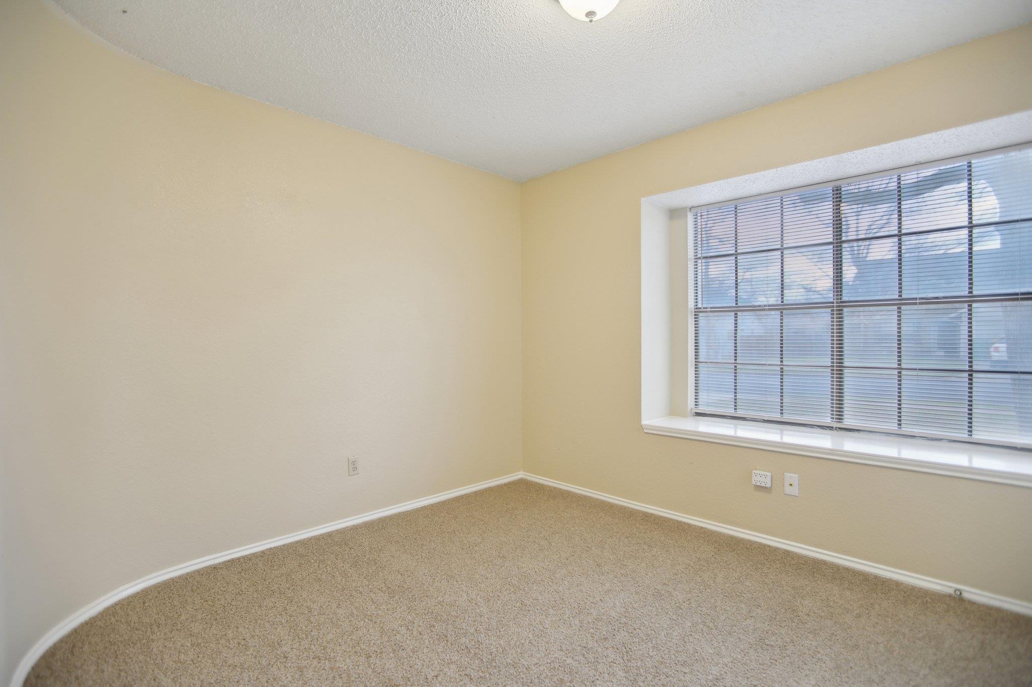 1405 Butternut Pl Property Photo 13