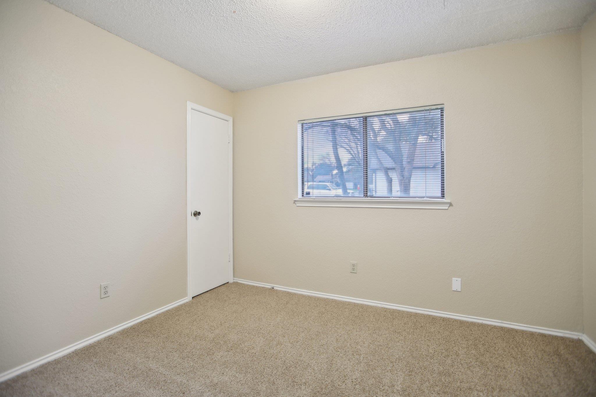 1405 Butternut Pl Property Photo 15