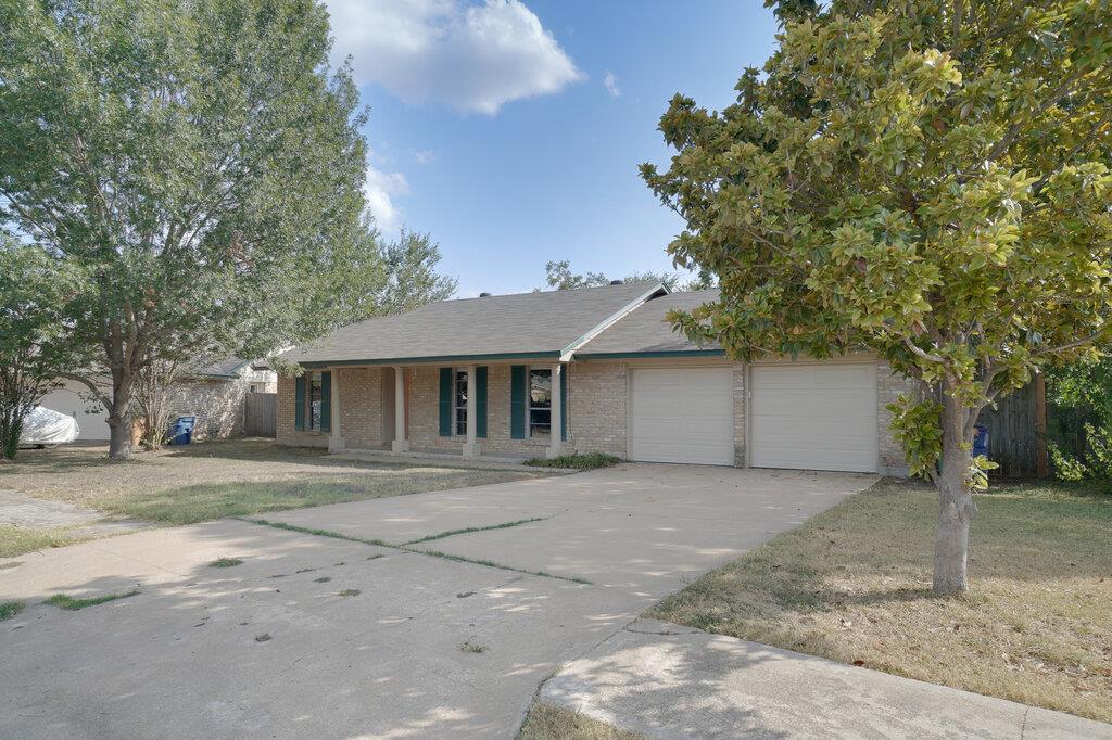 10110 Aspen St Property Photo 2