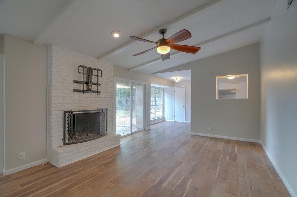 10110 Aspen St Property Photo 3