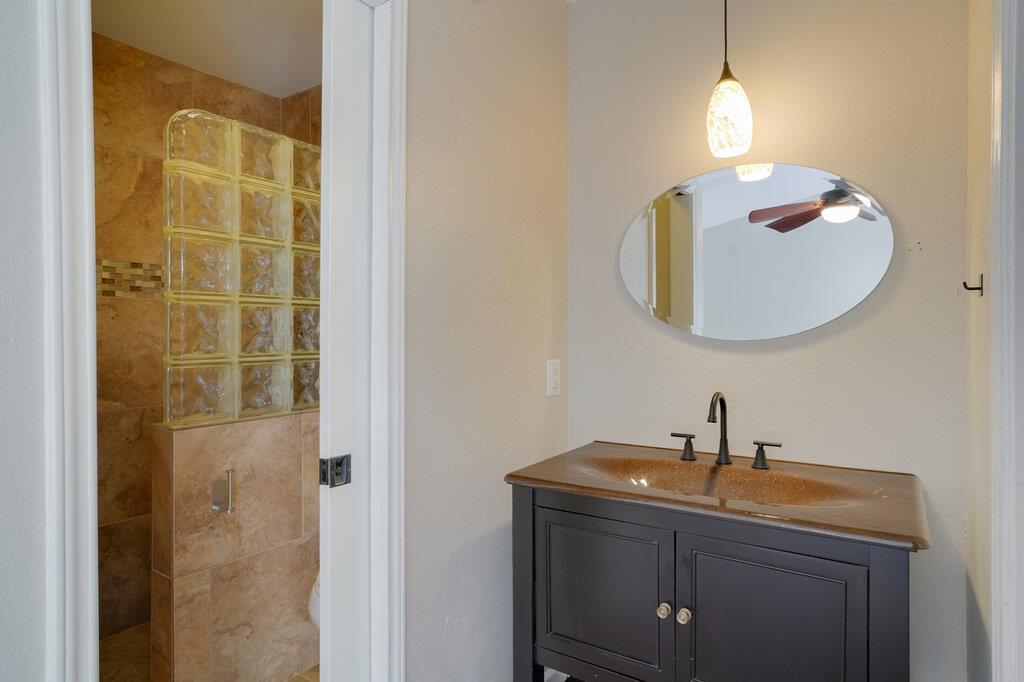 10110 Aspen St Property Photo 16