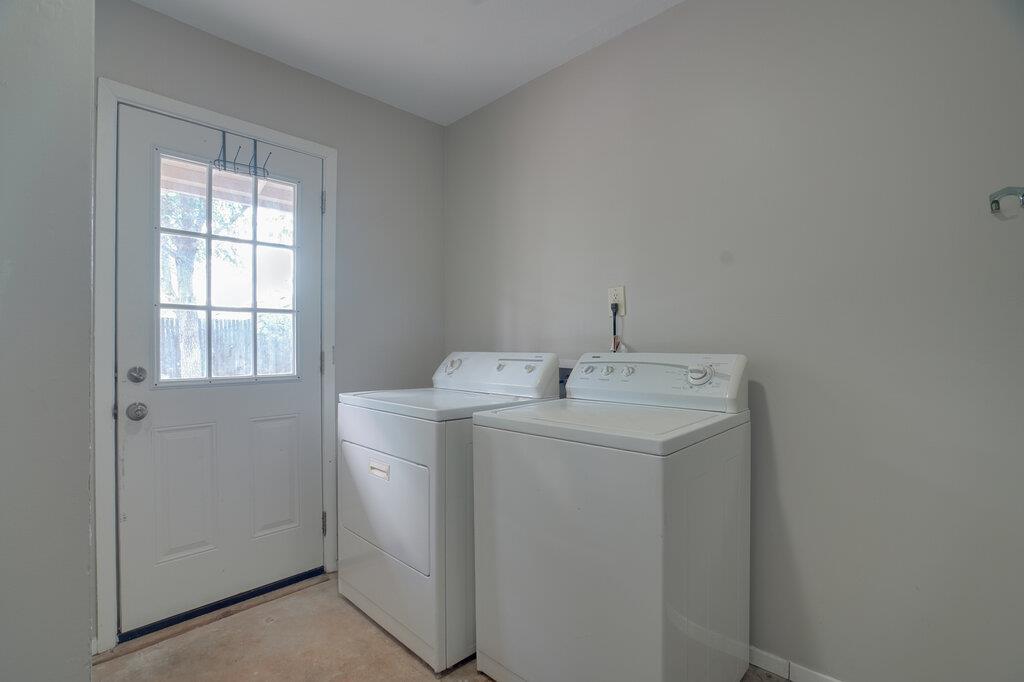10110 Aspen St Property Photo 19