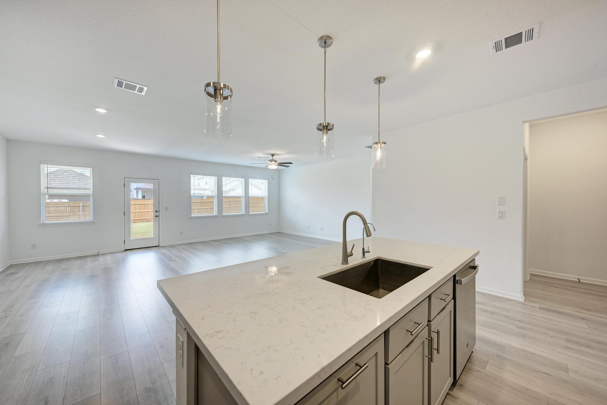 345 Andesite Trl Property Photo 9