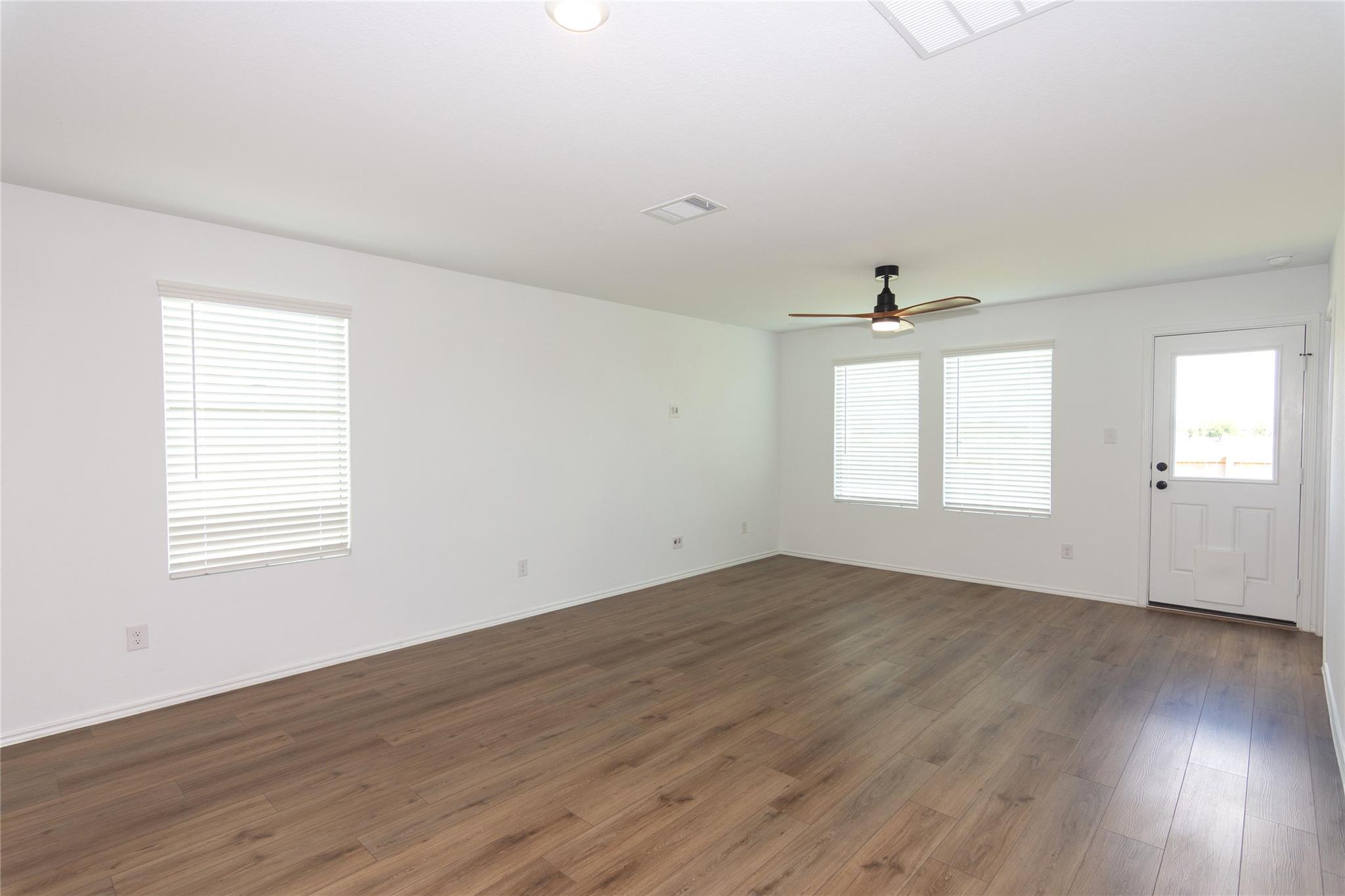 548 Rancho Del Cielo Loop Property Photo 11