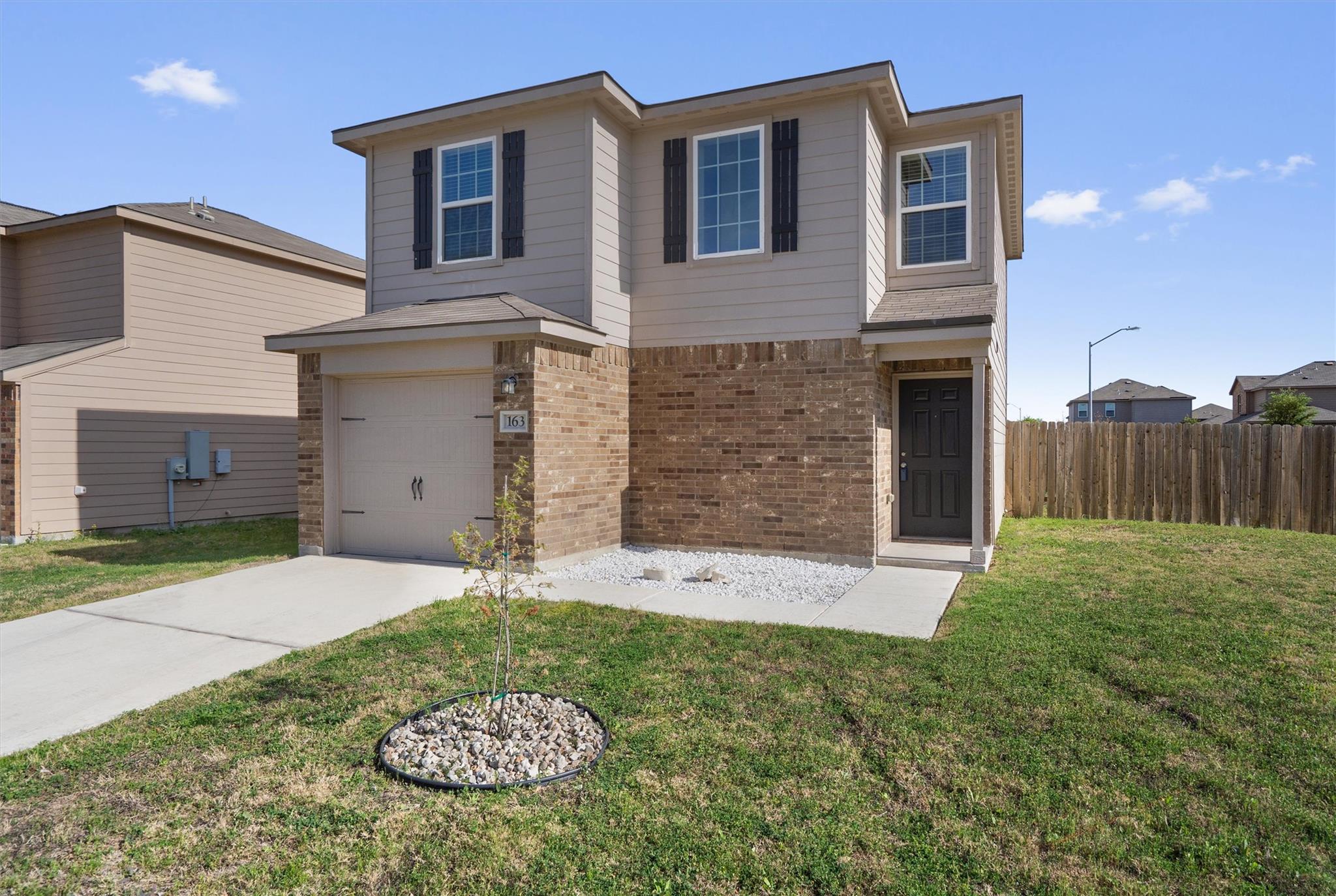 163 Niven Path #12k Property Photo 1