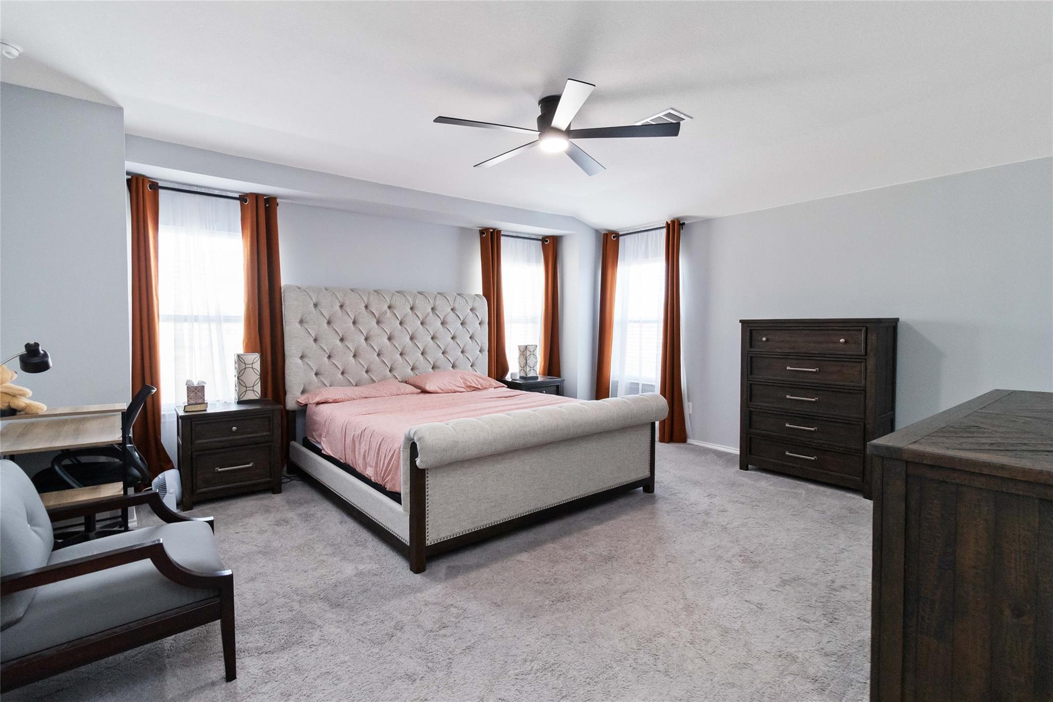 101 Redcliff Path Property Photo 11