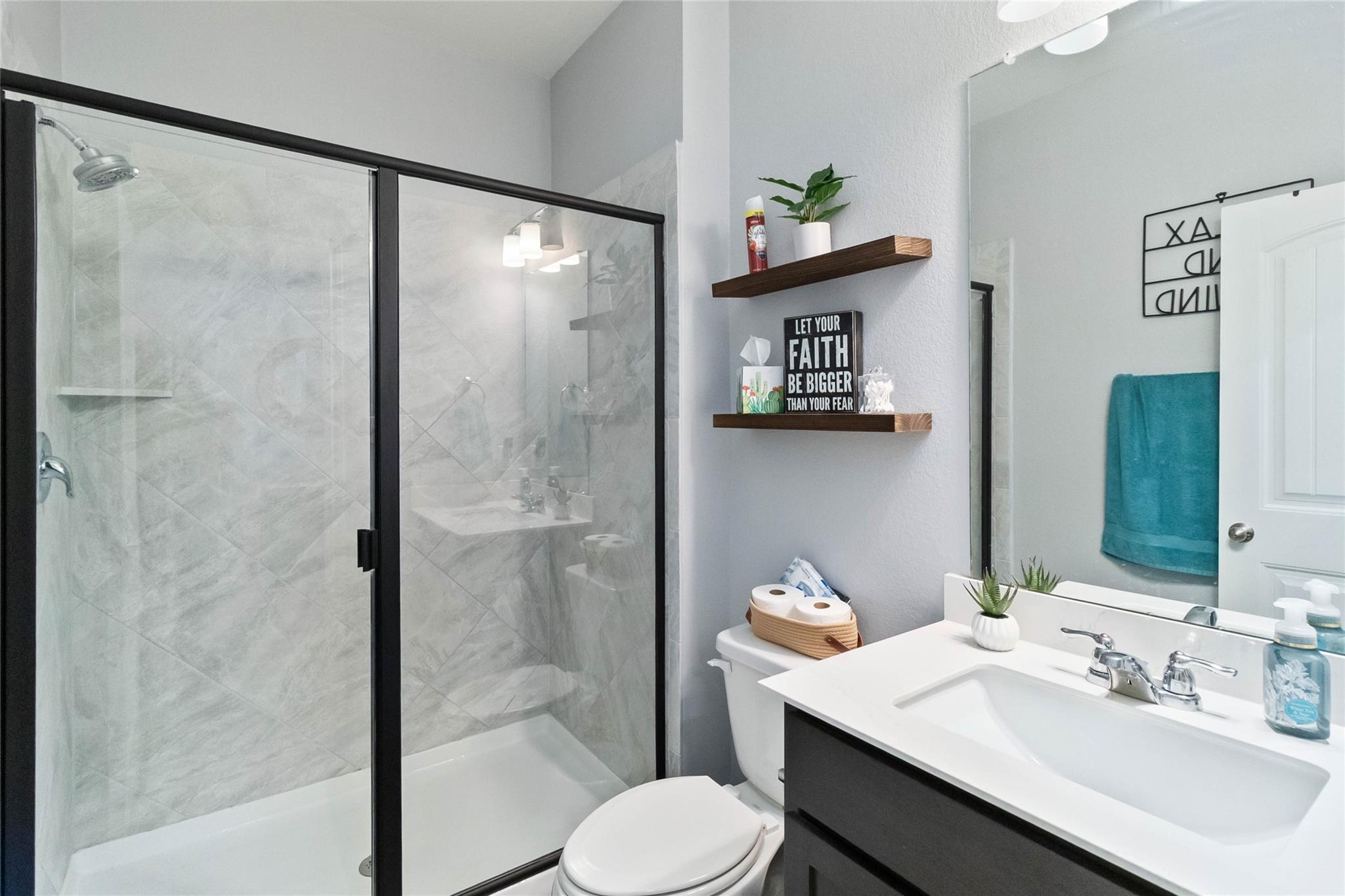 101 Redcliff Path Property Photo 17