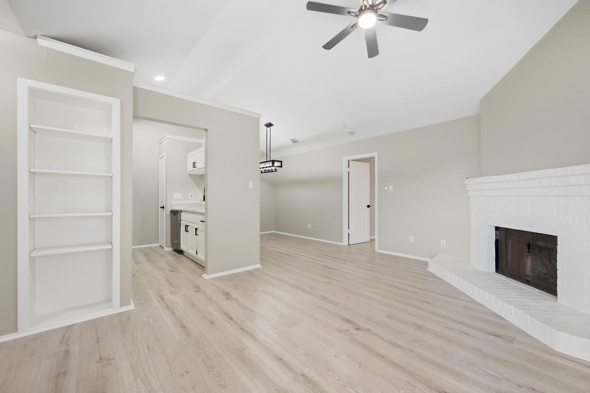 508/510 Greenlawn Blvd Property Photo 9