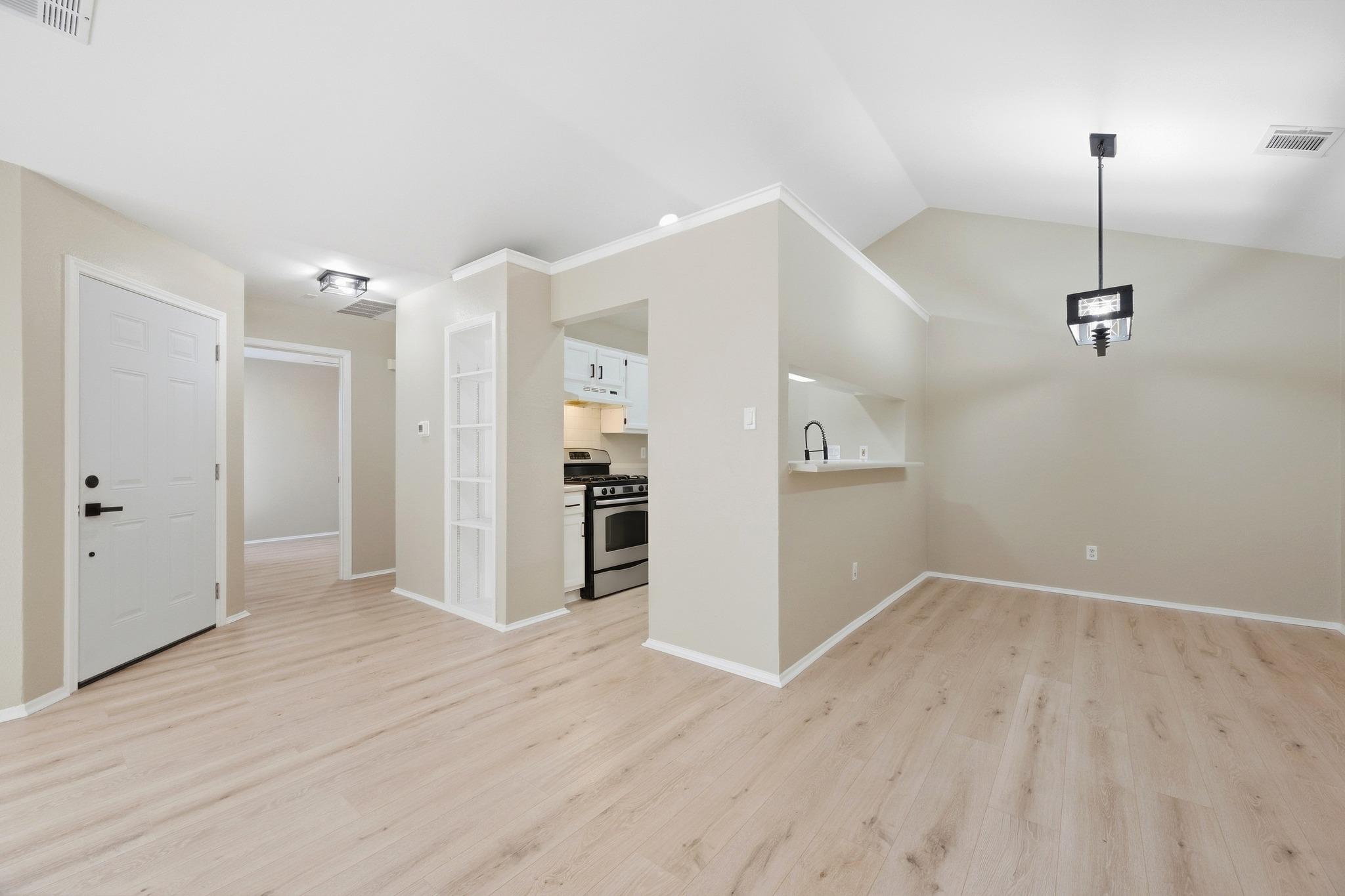 508/510 Greenlawn Blvd Property Photo 12