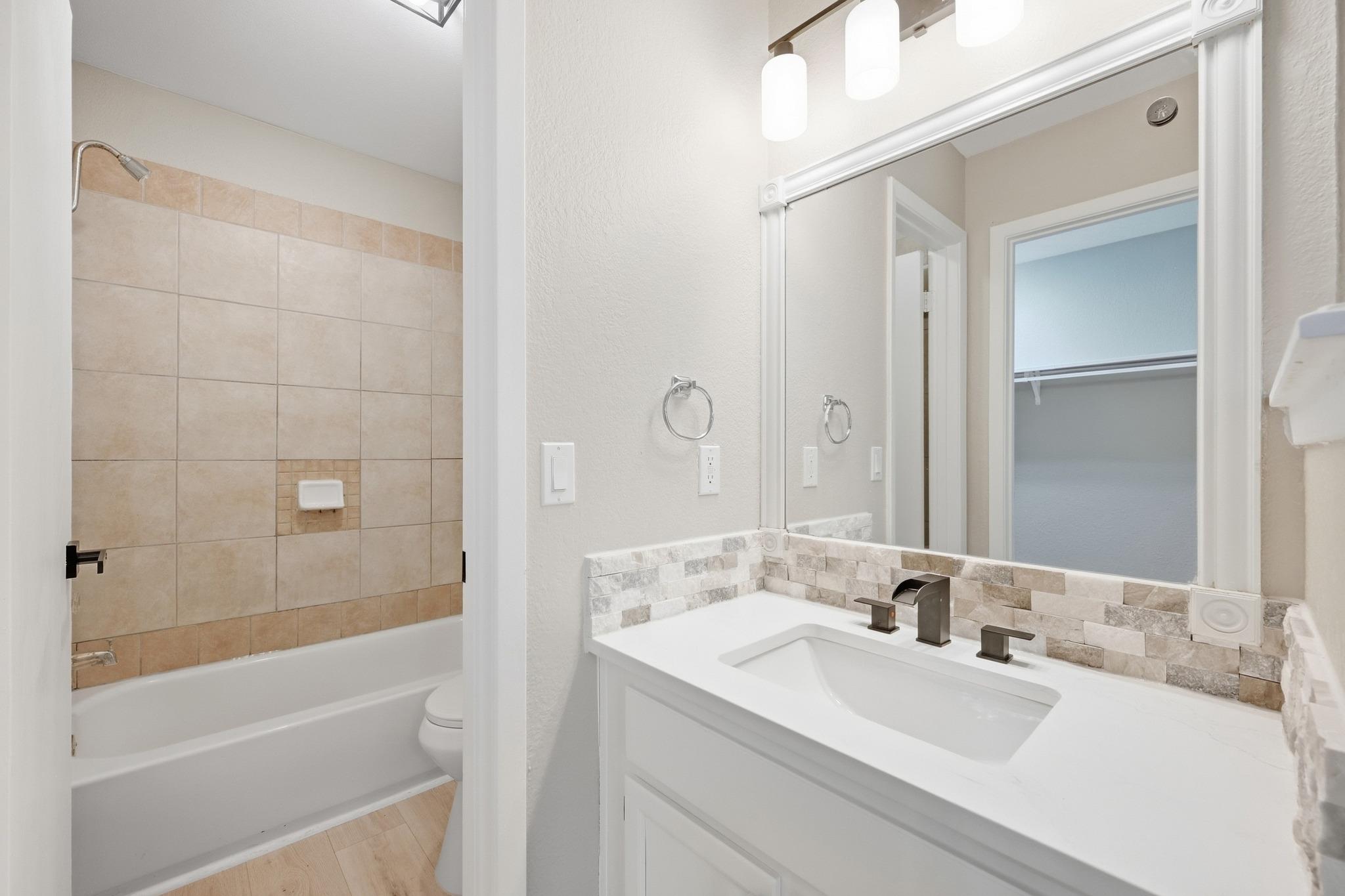 508/510 Greenlawn Blvd Property Photo 21