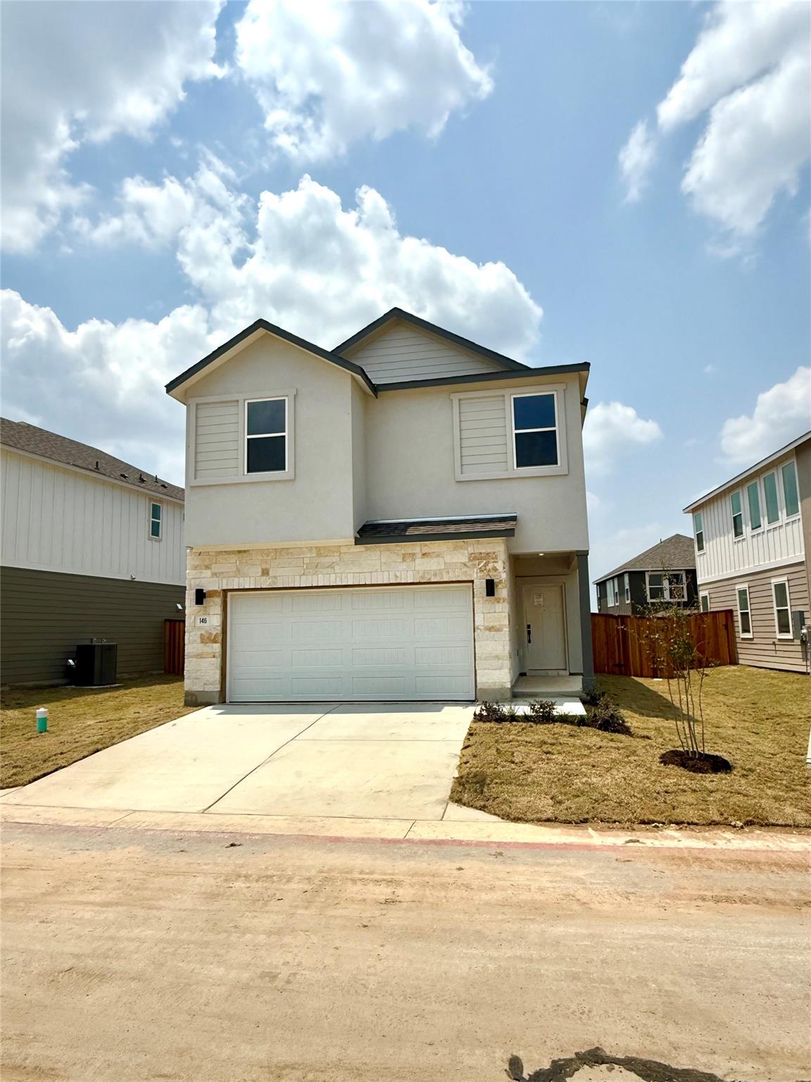 146 Kislingbury Ln Property Photo 1