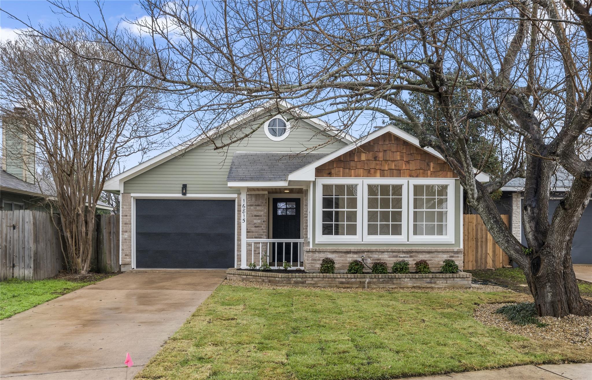 16815 Village Oak Loop Property Photo