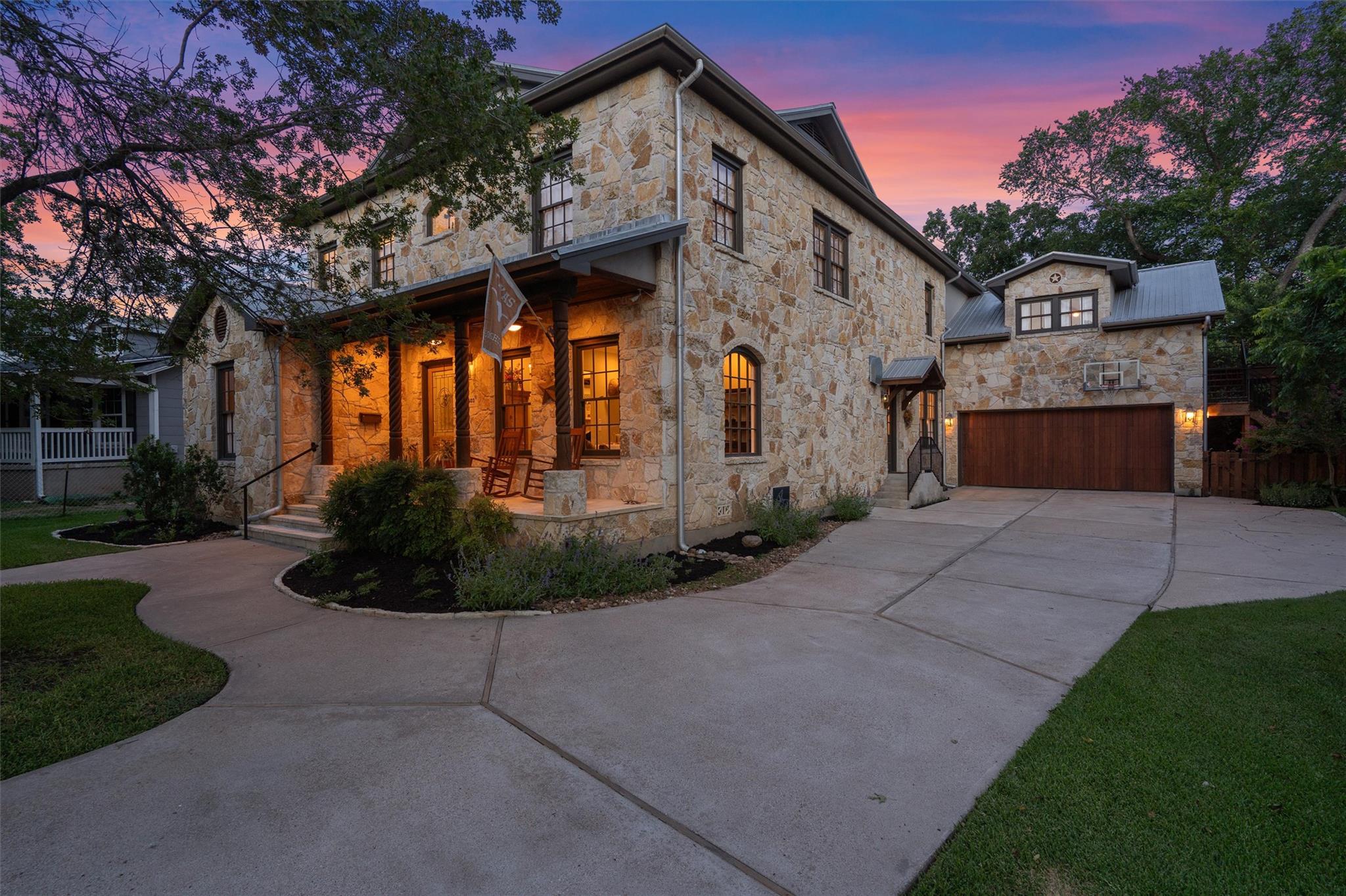 5503 New Haven Ct Property Photo 1